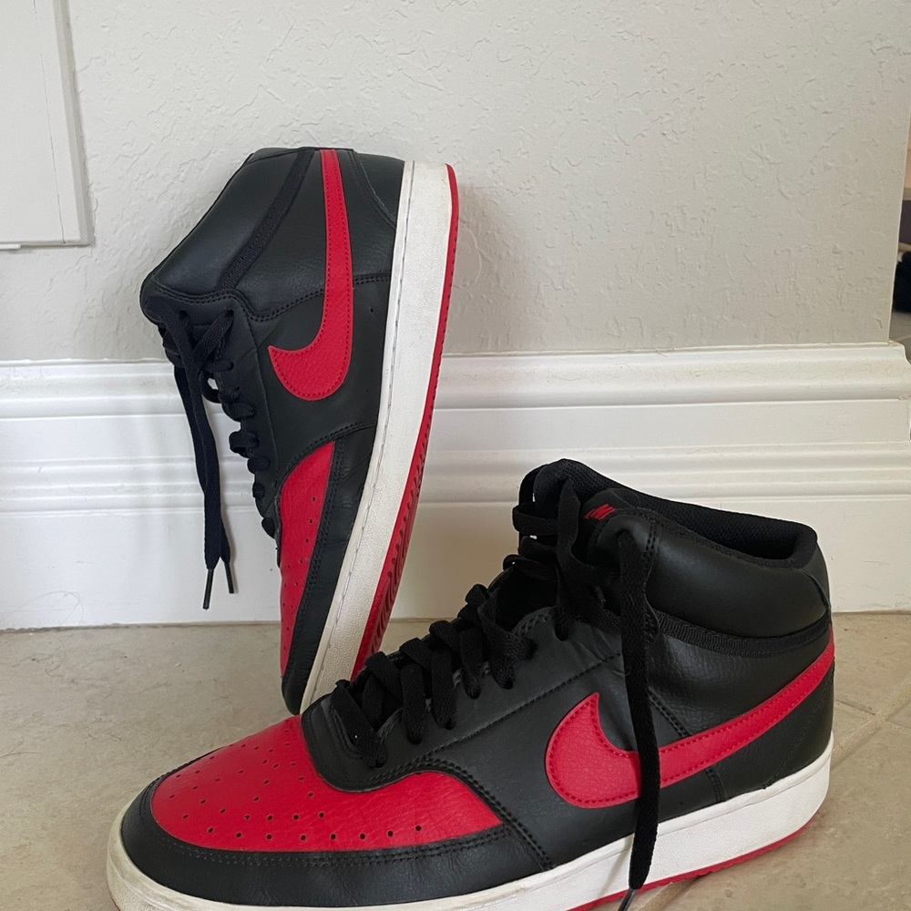 Nike Court Vision Mid Shoes